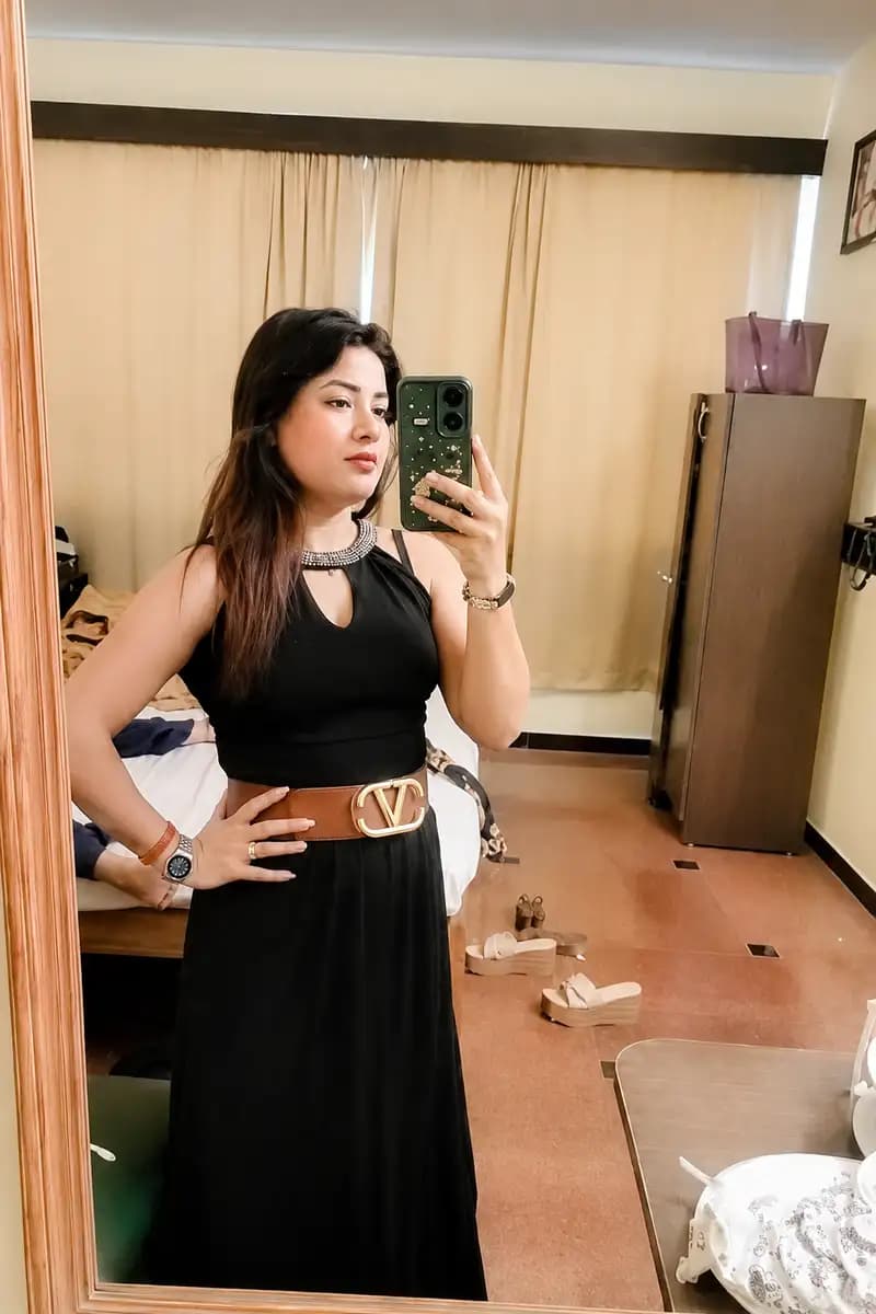 Sofia (Air Hostess) Kolkata escort profile