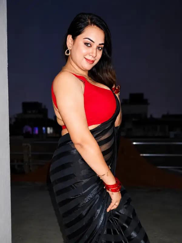 Kavita (Lonely Wife) - Housewife escort in Howrah, Kolkata